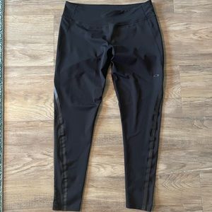 Oakley leggings